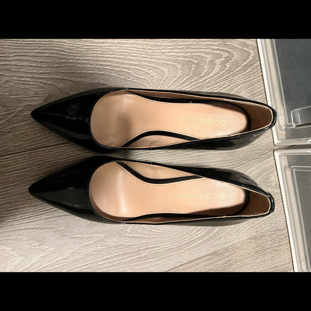 BCBG Black Patent Heel 6